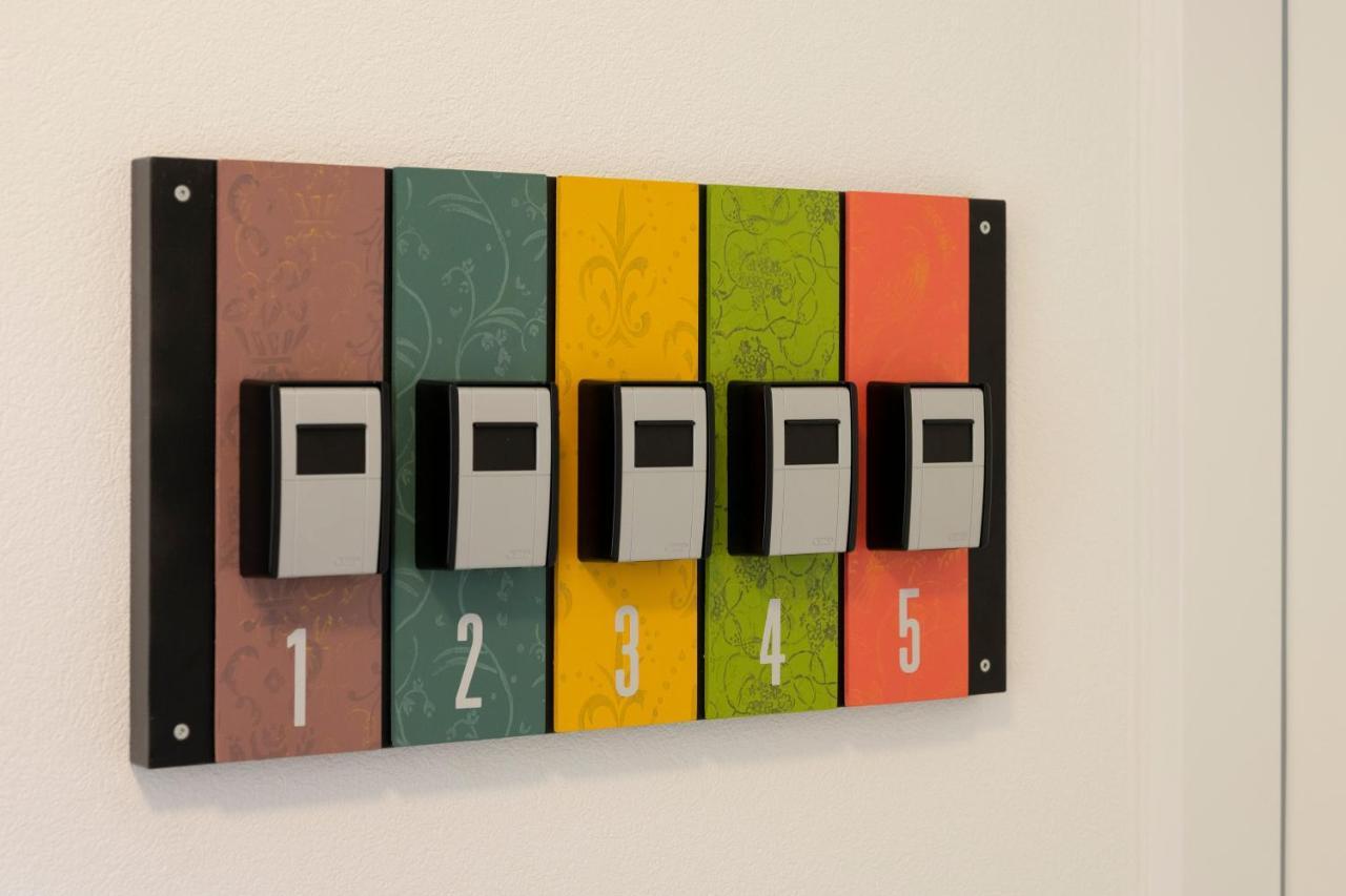 Gaestehaus Am Schlossplatz Z. 3 미르스부르크 외부 사진